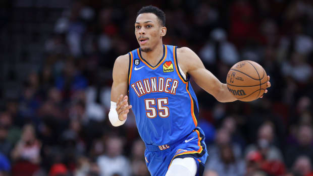 Darius Bazley